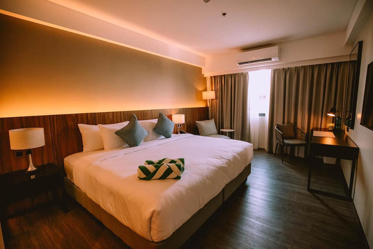 The Maximilian Hotel Град Кауаян Екстериор снимка